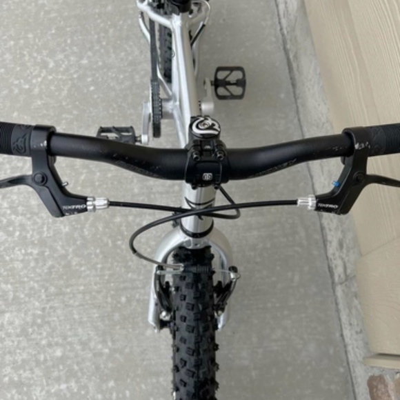 Early Rider Bike 16” - Picture 2 of 6